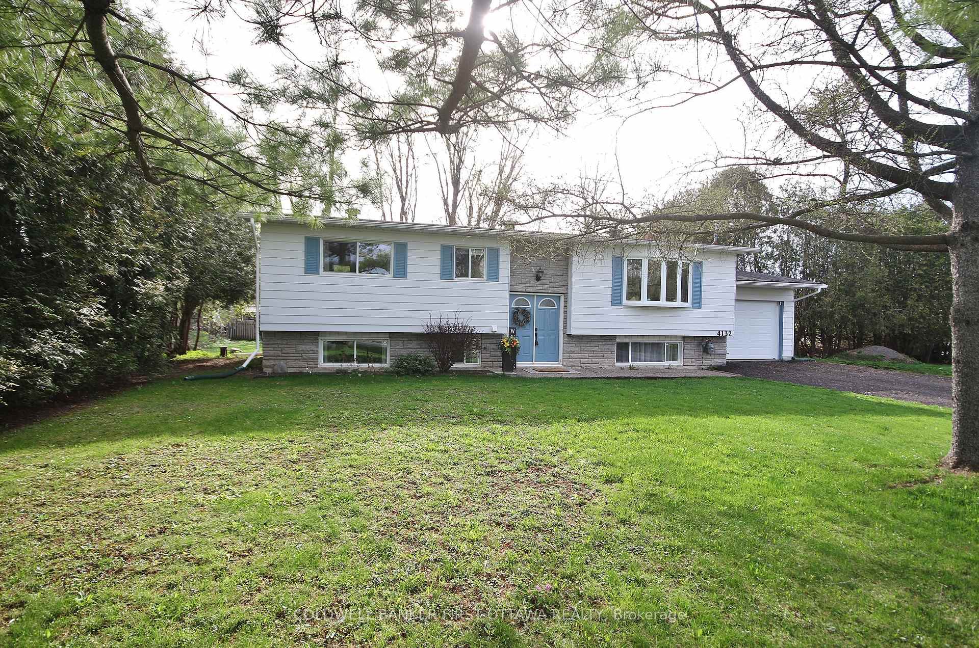Photo 1 of 4132 Broadway Street, Ottawa, Vernon — HOMEH