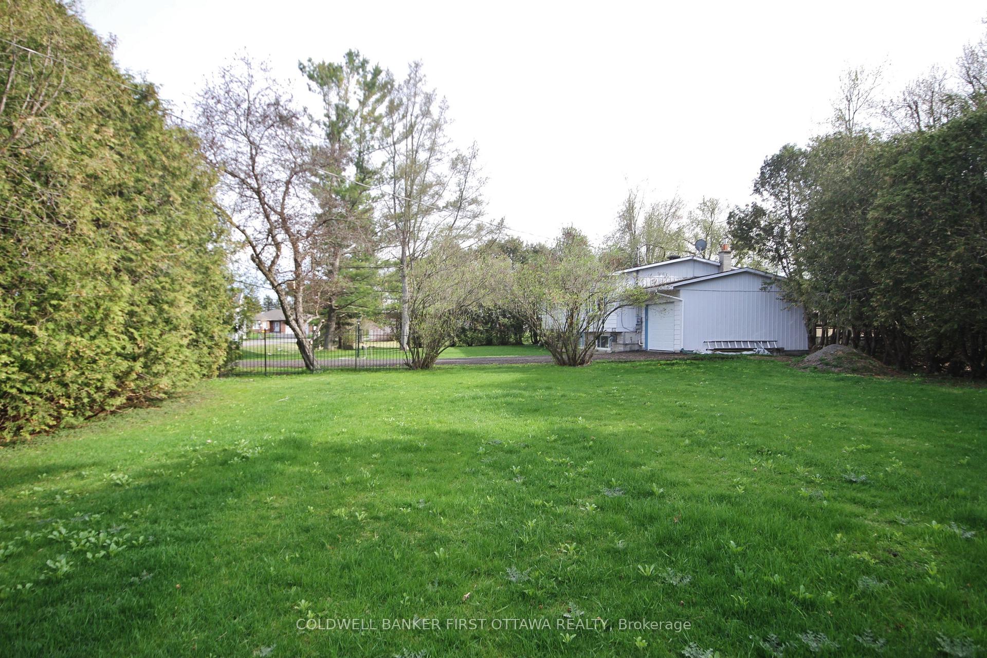 Photo 6 of 4132 Broadway Street, Ottawa, Vernon — HOMEH