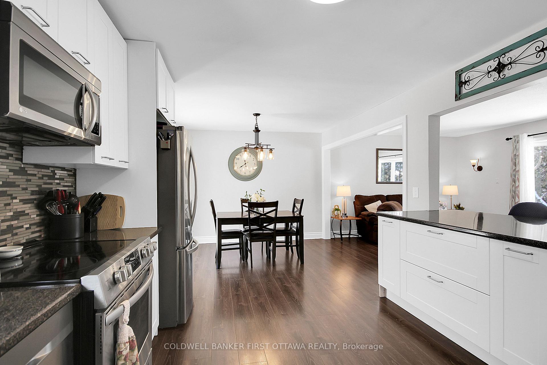 Photo 12 of 4132 Broadway Street, Ottawa, Vernon — HOMEH