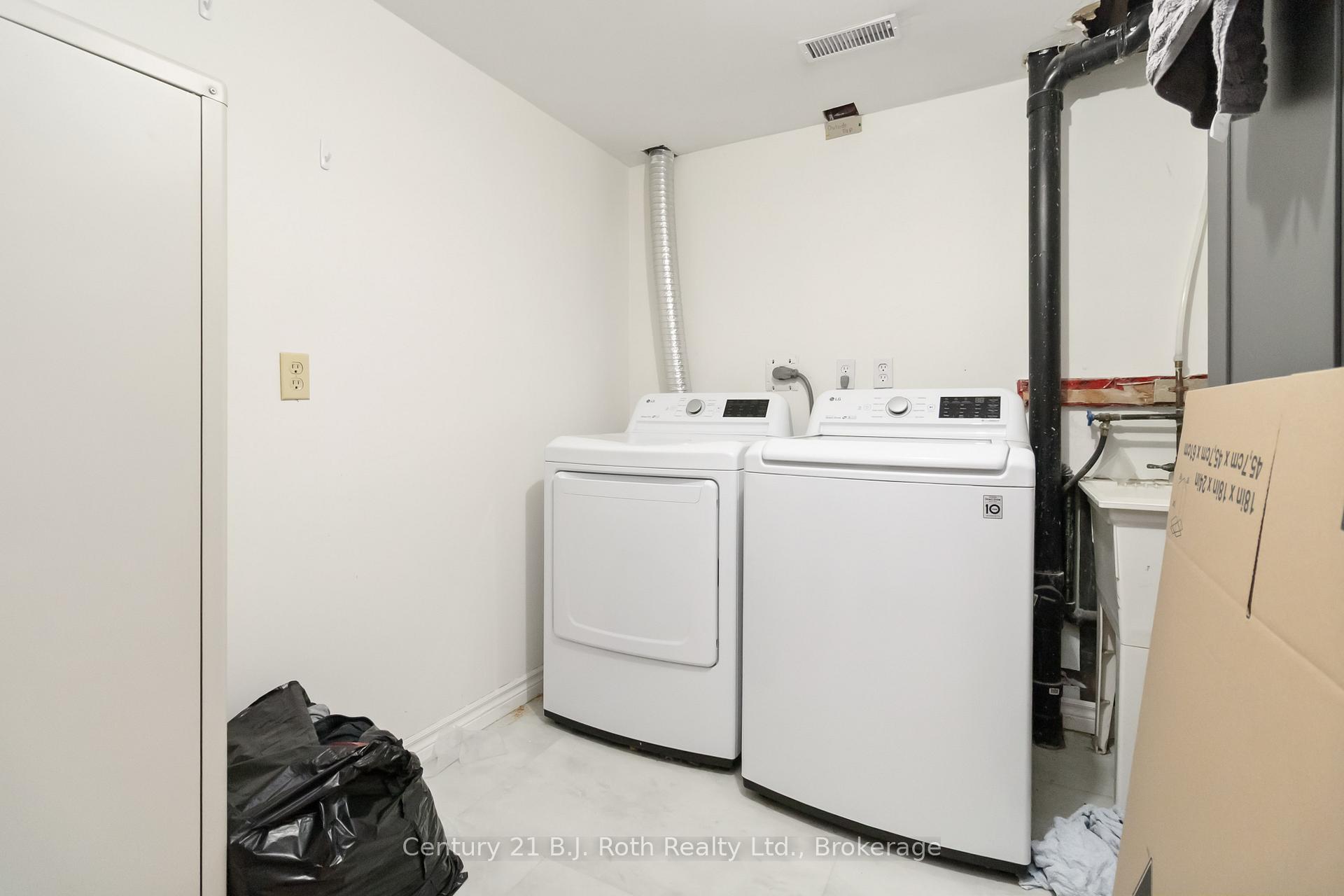 Photo 15 of 18 Darnell Road, Guelph, Kortright West — HOMEH