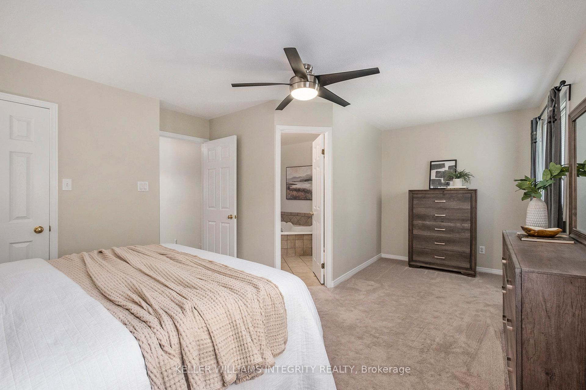 Photo 17 of 41 Sedona Street, Ottawa, Barrhaven - Longfields — HOMEH