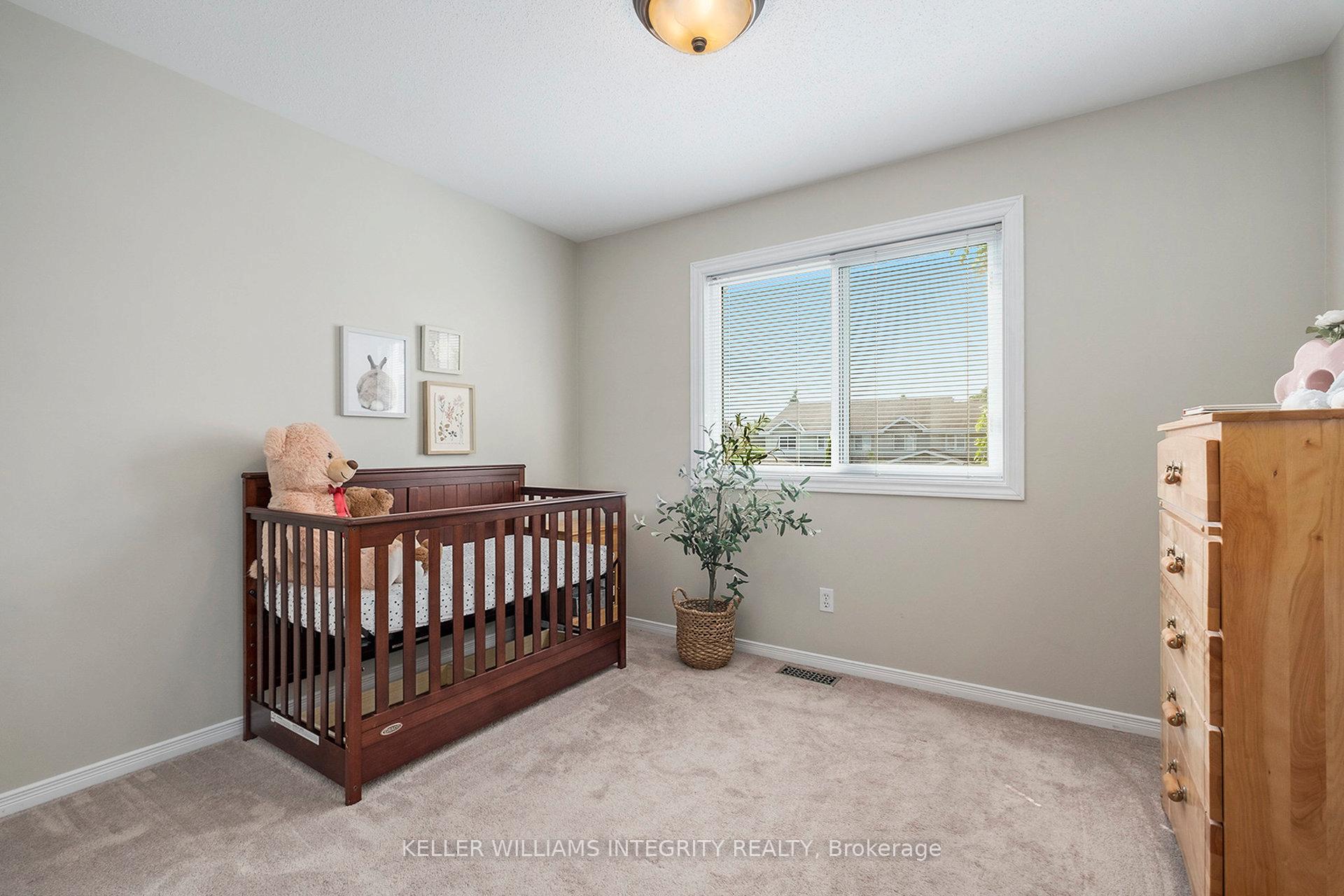 Photo 20 of 41 Sedona Street, Ottawa, Barrhaven - Longfields — HOMEH