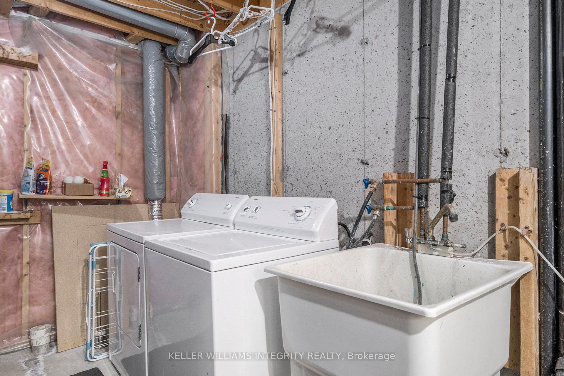 Photo 25 of 41 Sedona Street, Ottawa, Barrhaven - Longfields — HOMEH