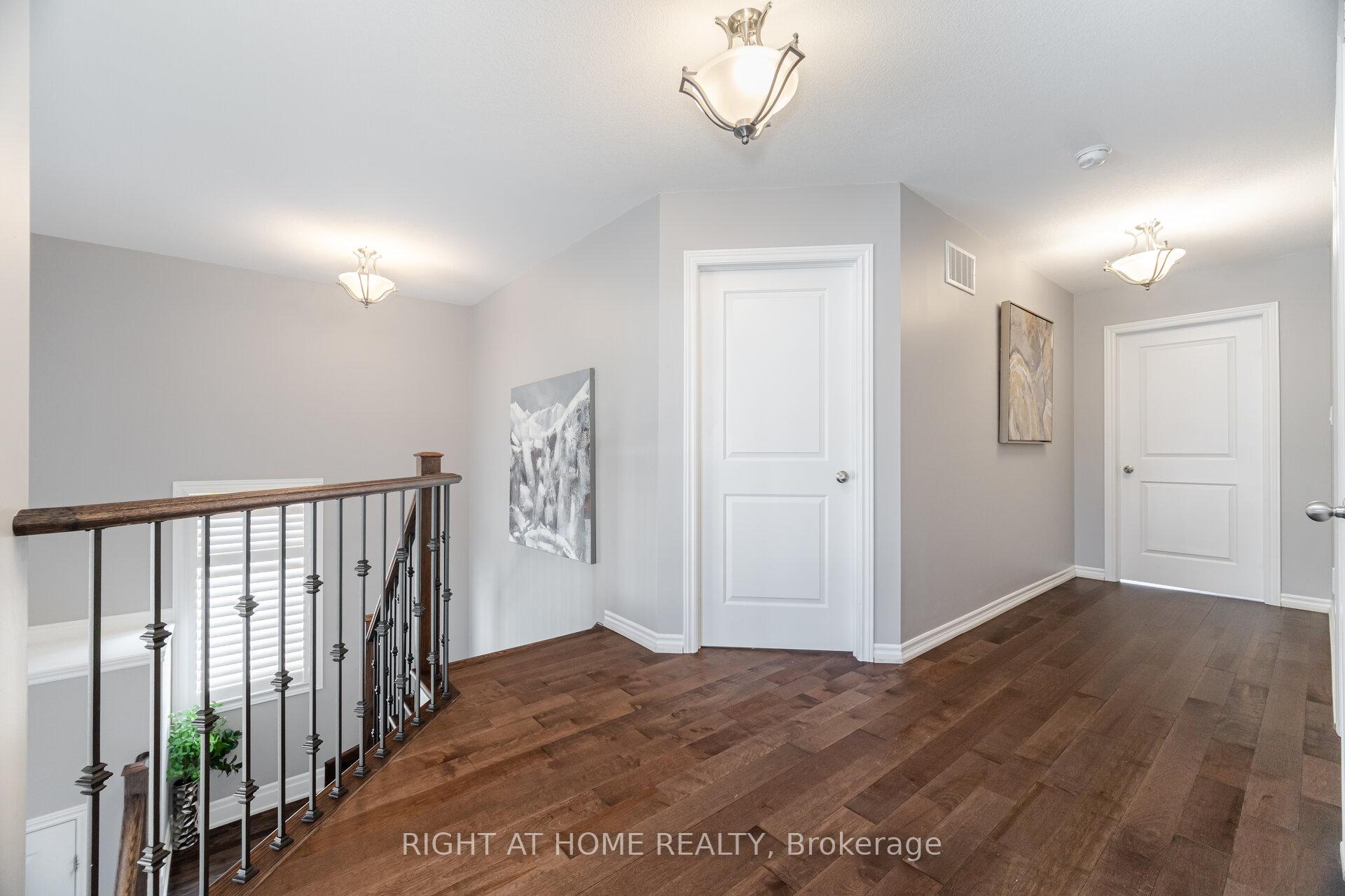 Photo 27 of 24 Biggar Crescent, Grimsby, Grimsby West — HOMEH