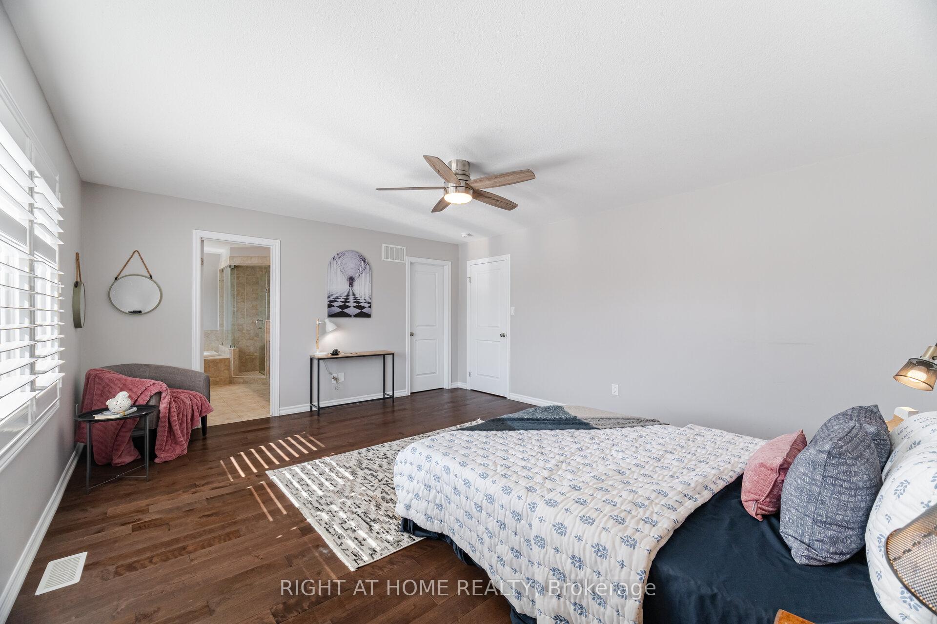 Photo 30 of 24 Biggar Crescent, Grimsby, Grimsby West — HOMEH
