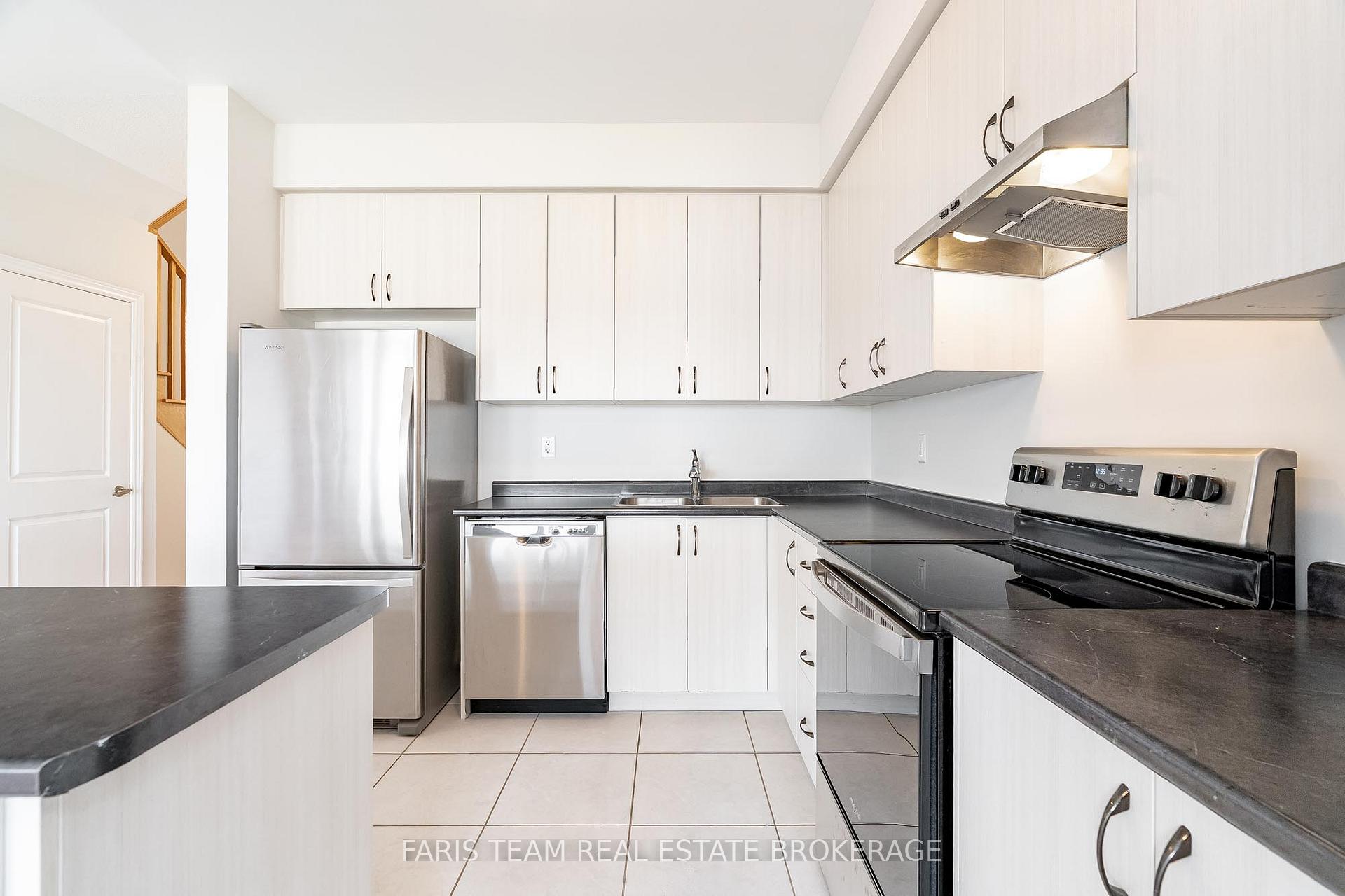 Photo 6 of 76 Valleybrook Road, Barrie, Rural Barrie Southeast — HOMEH