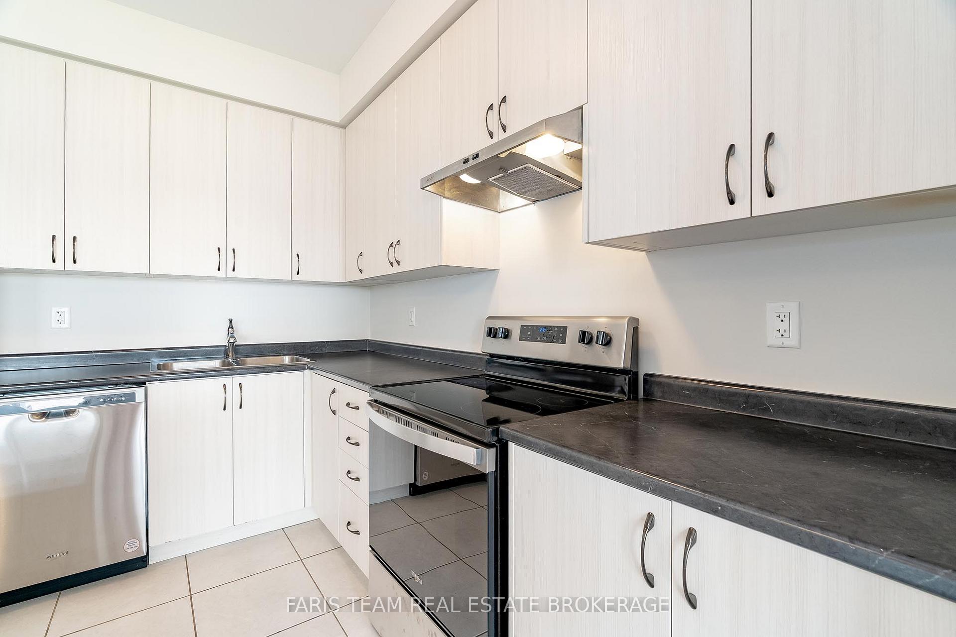 Photo 7 of 76 Valleybrook Road, Barrie, Rural Barrie Southeast — HOMEH