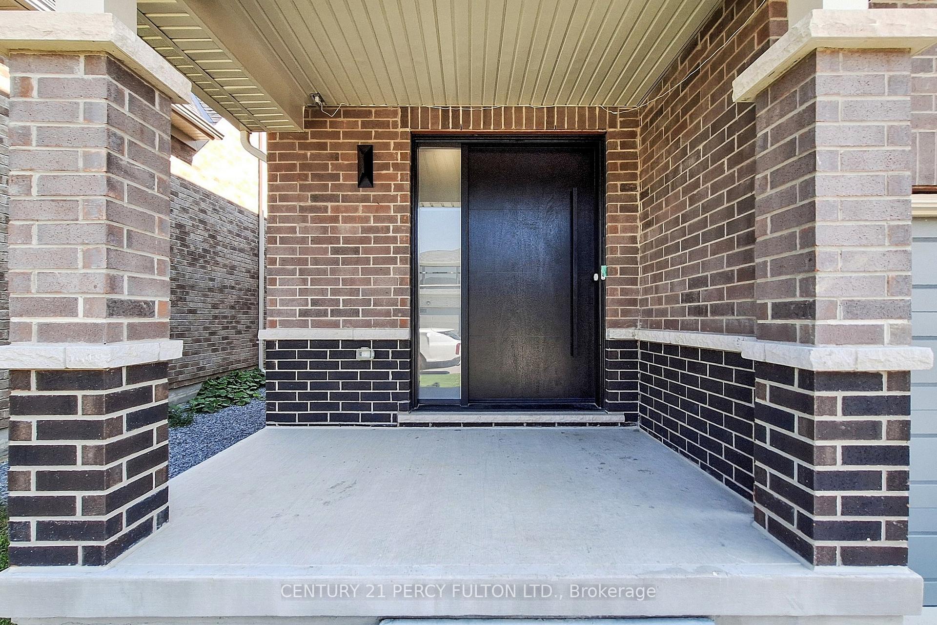 Photo 2 of 23 Sam Battaglia Crescent, Georgina, Sutton & Jackson's Point — HOMEH