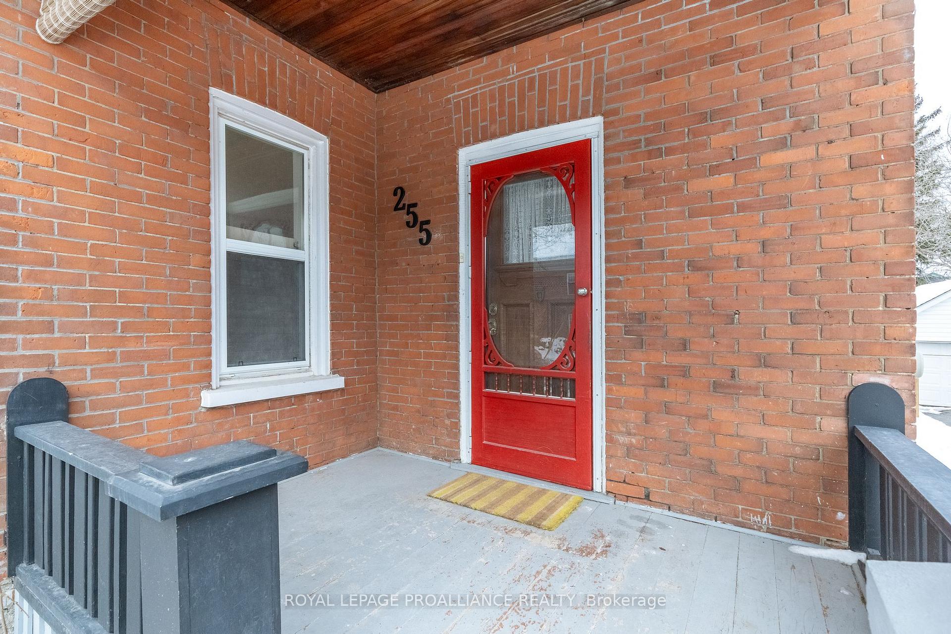 Photo 6 of 255 Charles Street, Belleville, Belleville Ward — HOMEH
