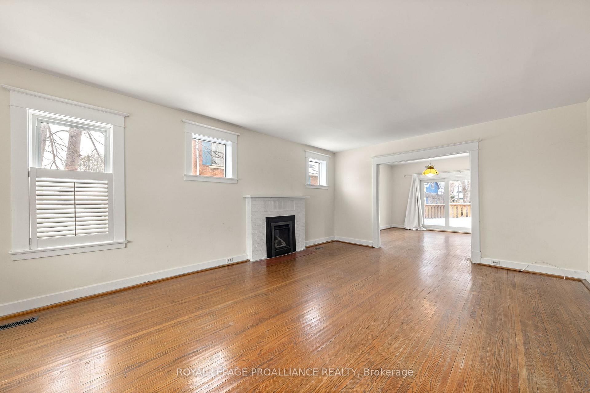Photo 13 of 255 Charles Street, Belleville, Belleville Ward — HOMEH