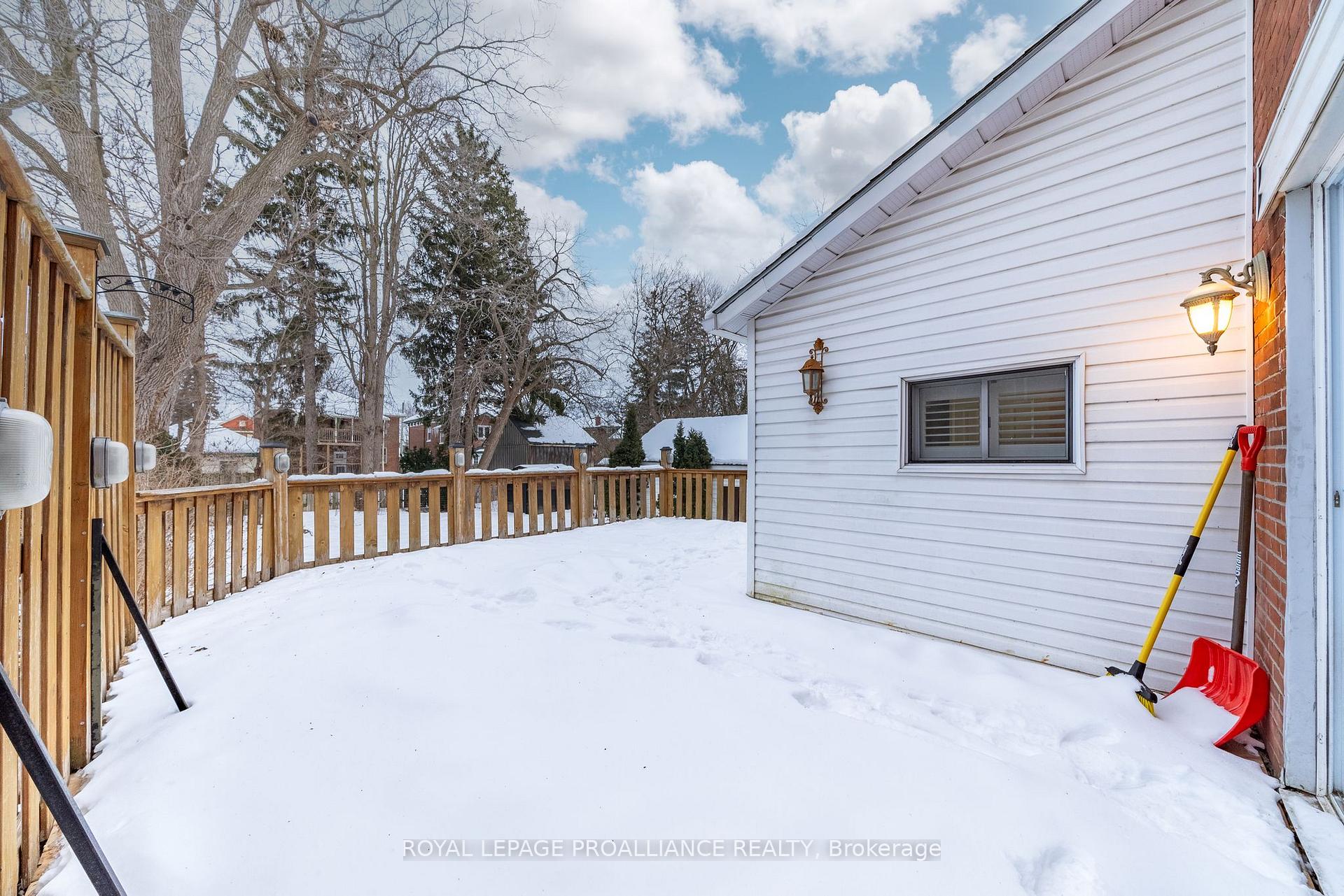 Photo 39 of 255 Charles Street, Belleville, Belleville Ward — HOMEH