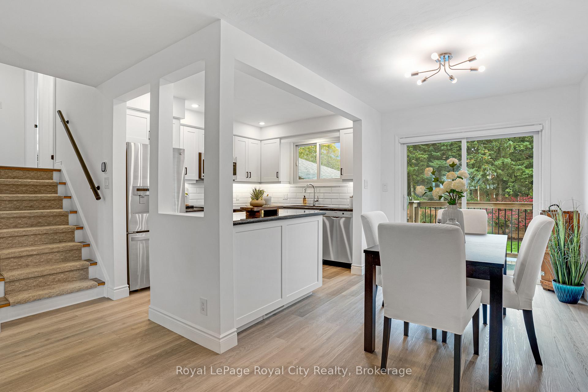 Photo 20 of 31 Lambert Crescent, Guelph, Dovercliffe Park/Old University — HOMEH