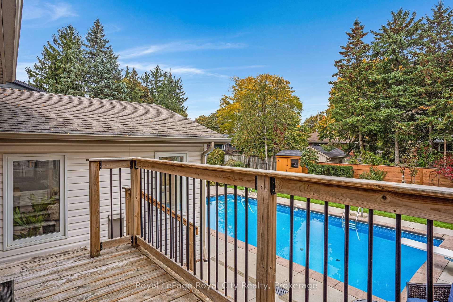 Photo 41 of 31 Lambert Crescent, Guelph, Dovercliffe Park/Old University — HOMEH