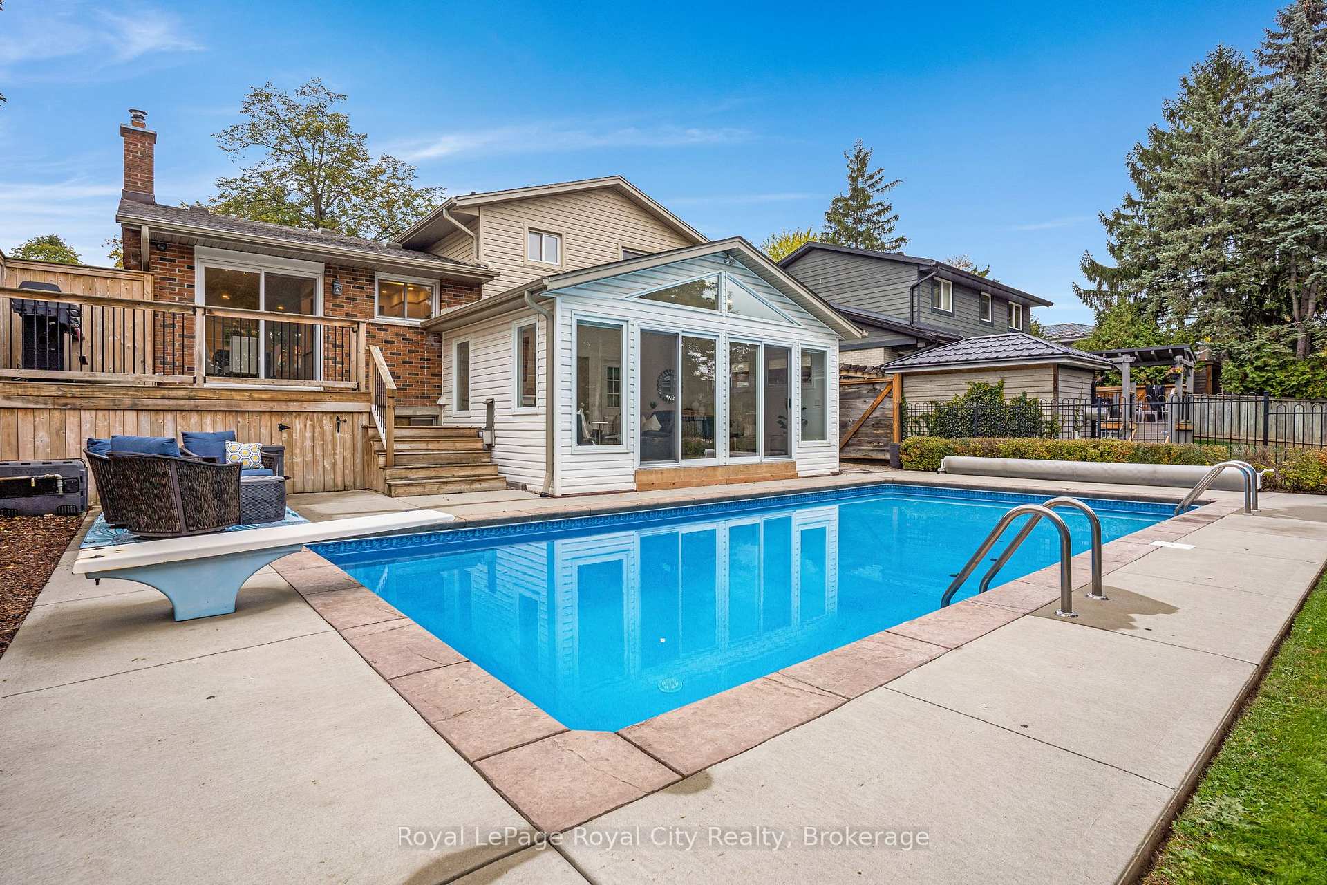 Photo 46 of 31 Lambert Crescent, Guelph, Dovercliffe Park/Old University — HOMEH
