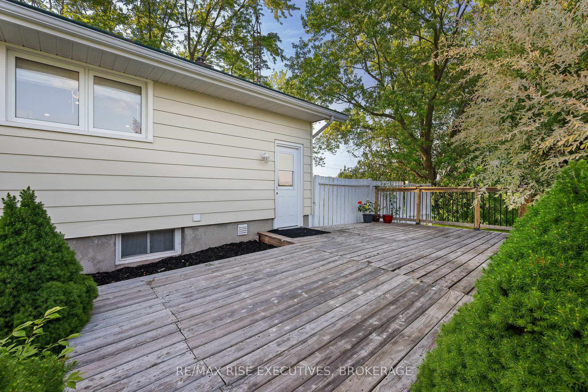 Photo 8 of 3642 Perth Road, Frontenac, Frontenac South — HOMEH