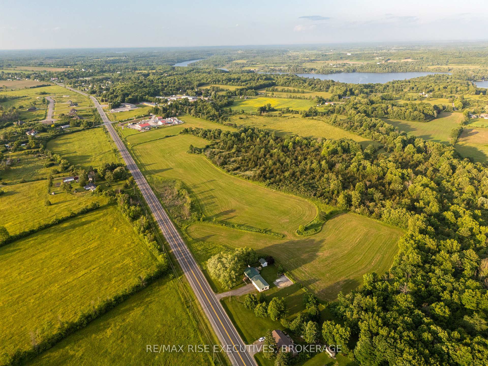 Photo 12 of 3642 Perth Road, Frontenac, Frontenac South — HOMEH