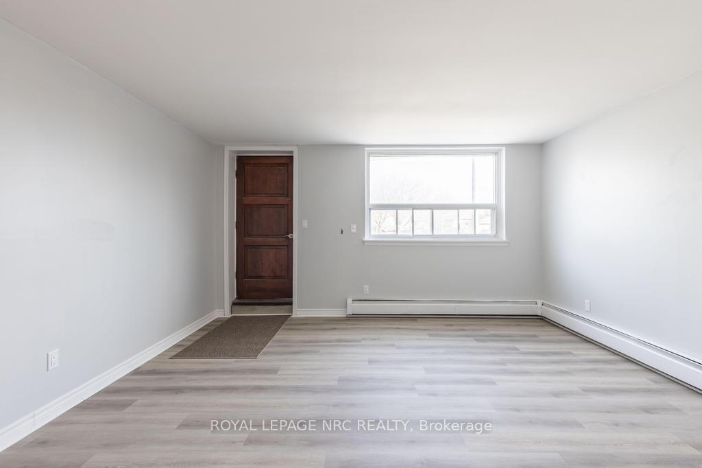 Photo 4 of Unit Unit 4E, 3-5 Olive Street, Grimsby, Grimsby Beach — HOMEH