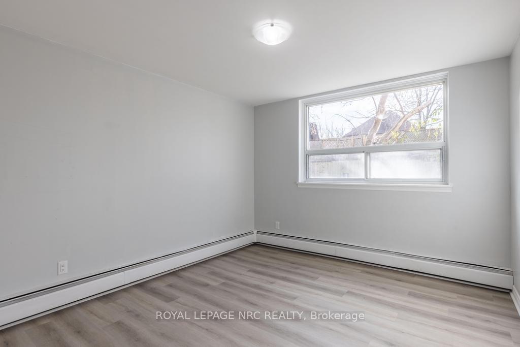 Photo 10 of Unit Unit 4E, 3-5 Olive Street, Grimsby, Grimsby Beach — HOMEH