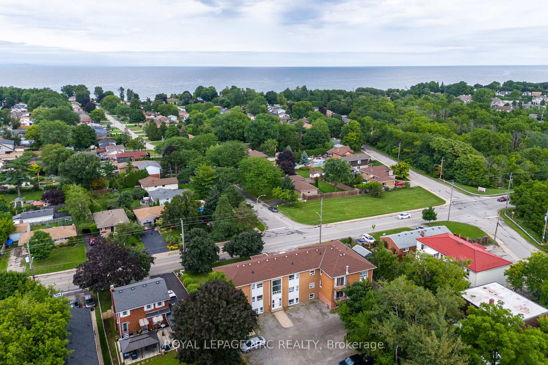 Photo 16 of Unit Unit 4E, 3-5 Olive Street, Grimsby, Grimsby Beach — HOMEH