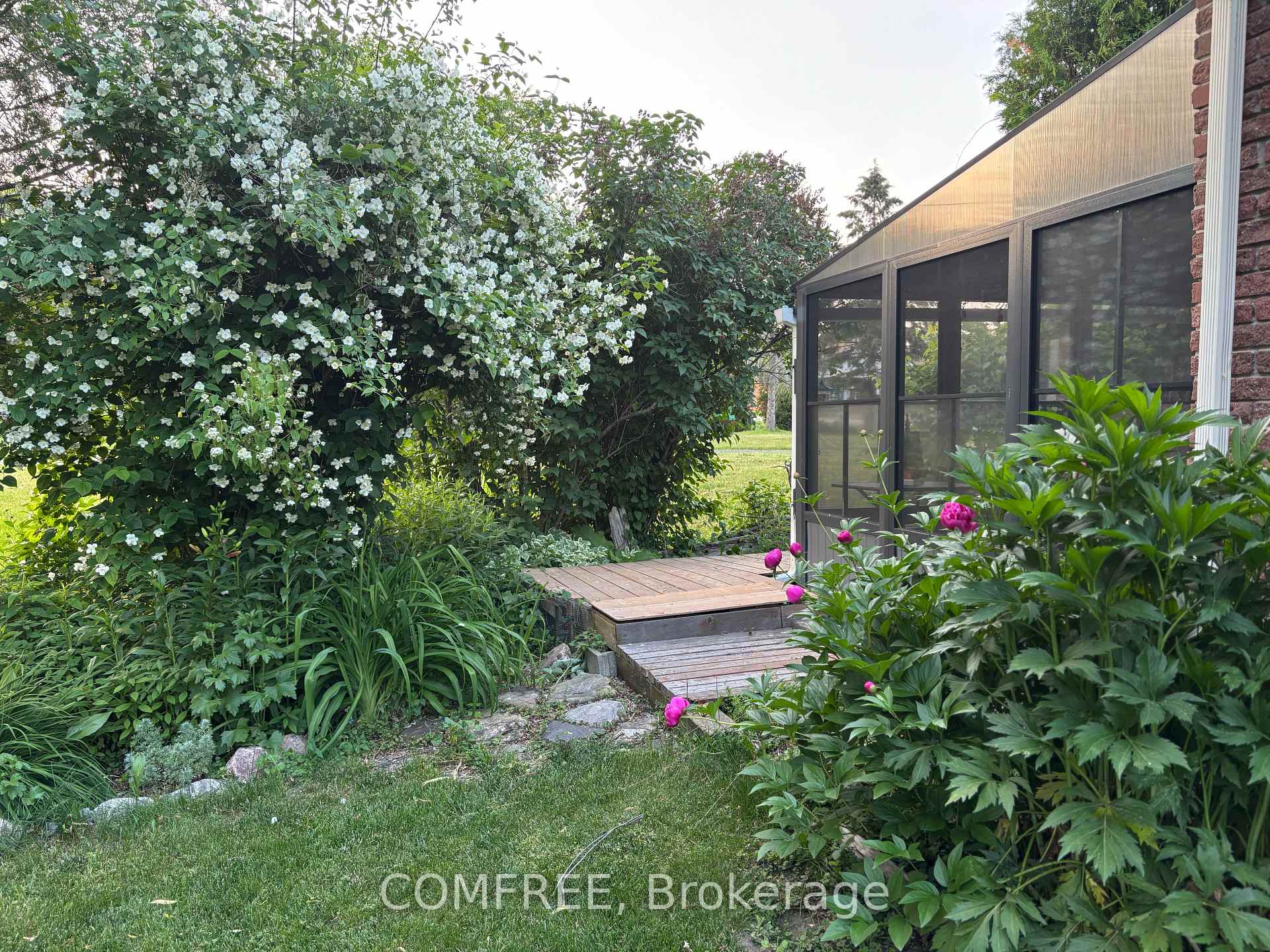 Photo 35 of 8770 Bank Street, Ottawa, Vernon — HOMEH