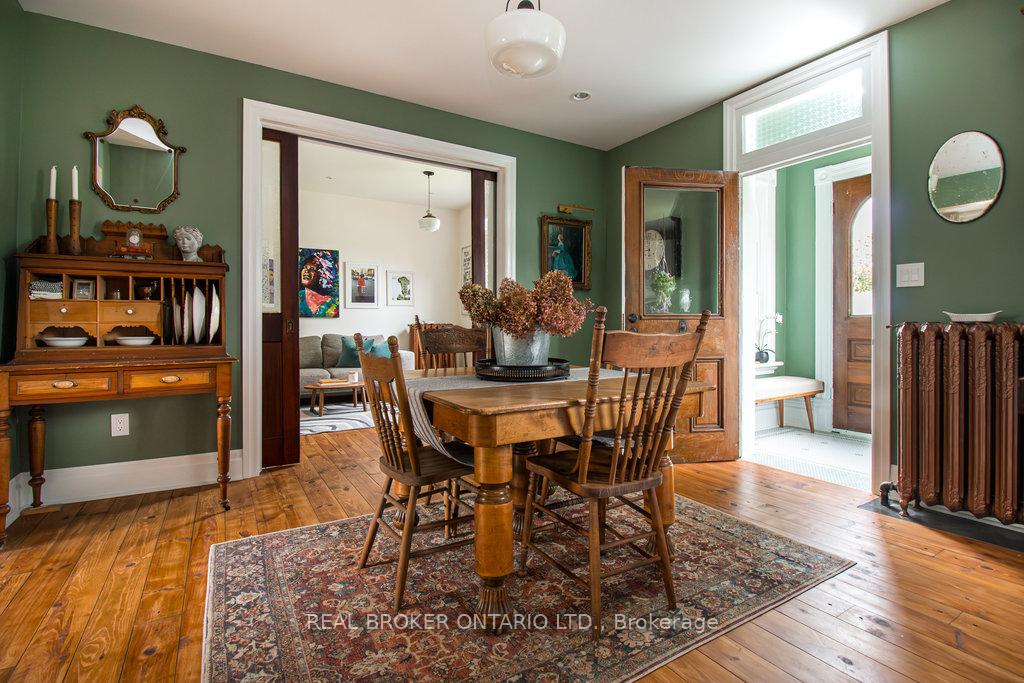 Photo 33 of 1083 Colborne Street E, Brant, Brantford Twp — HOMEH