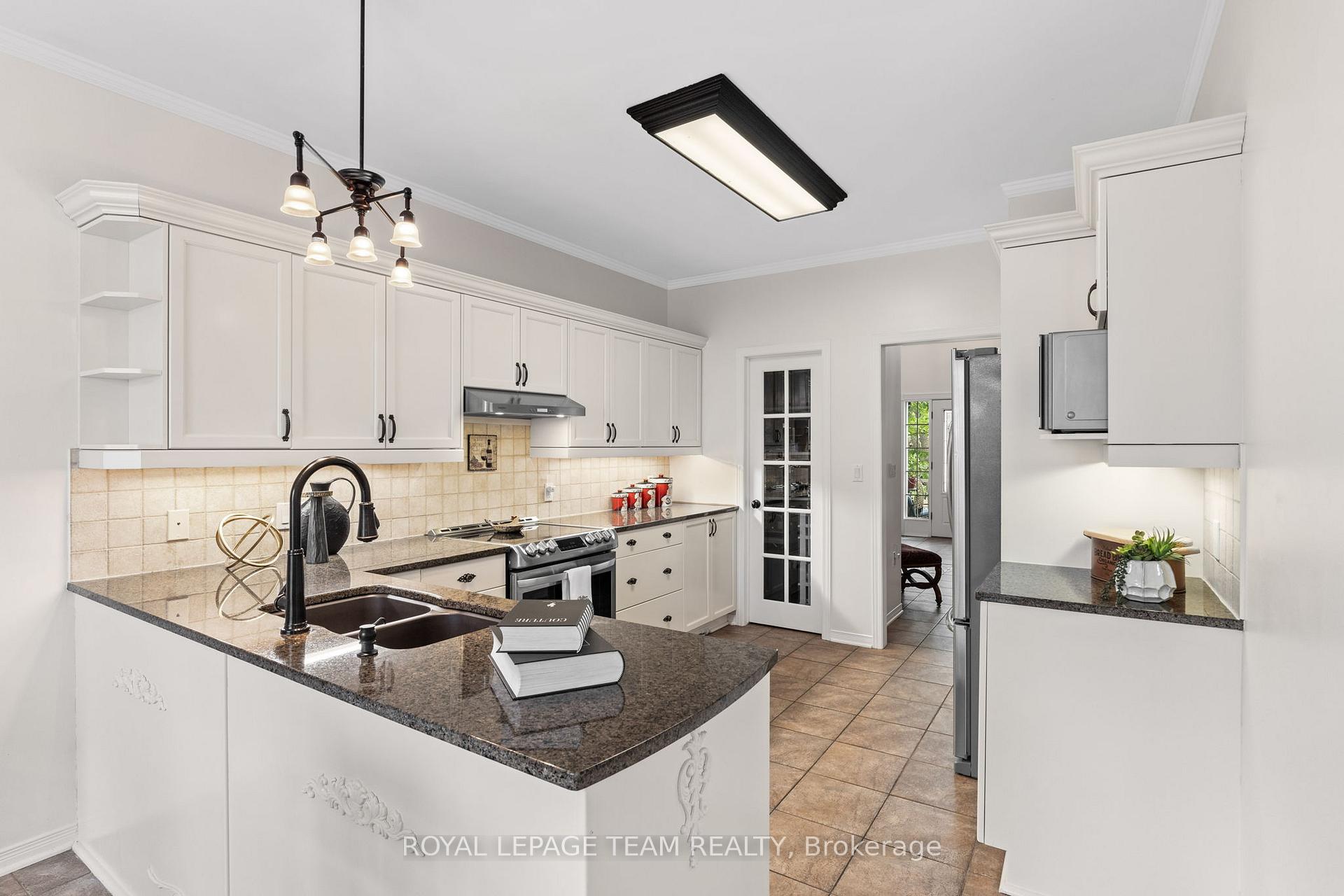 Photo 10 of 275 Berrigan Drive, Ottawa, Barrhaven - Longfields — HOMEH
