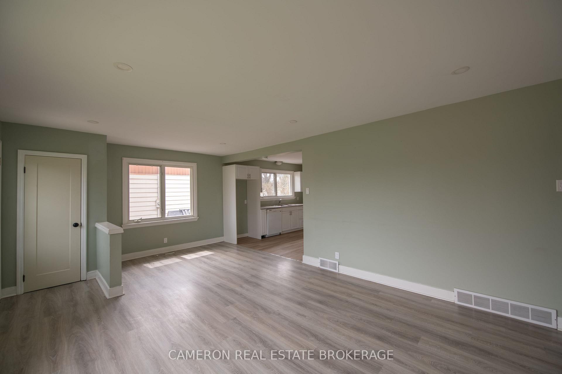 Photo 4 of 208 Susan Avenue, Cornwall — HOMEH