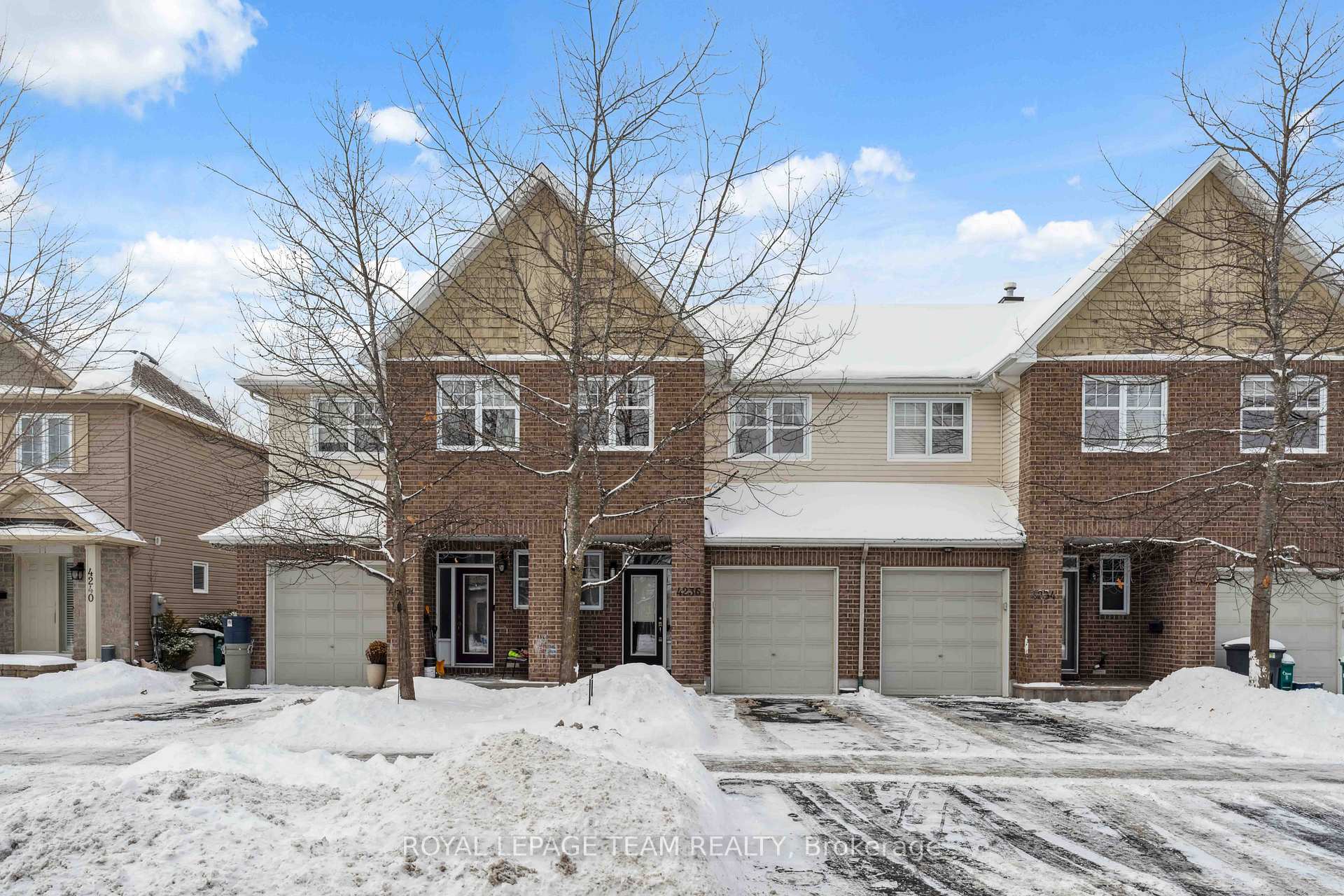 Front of 4236 Kelly Farm Drive