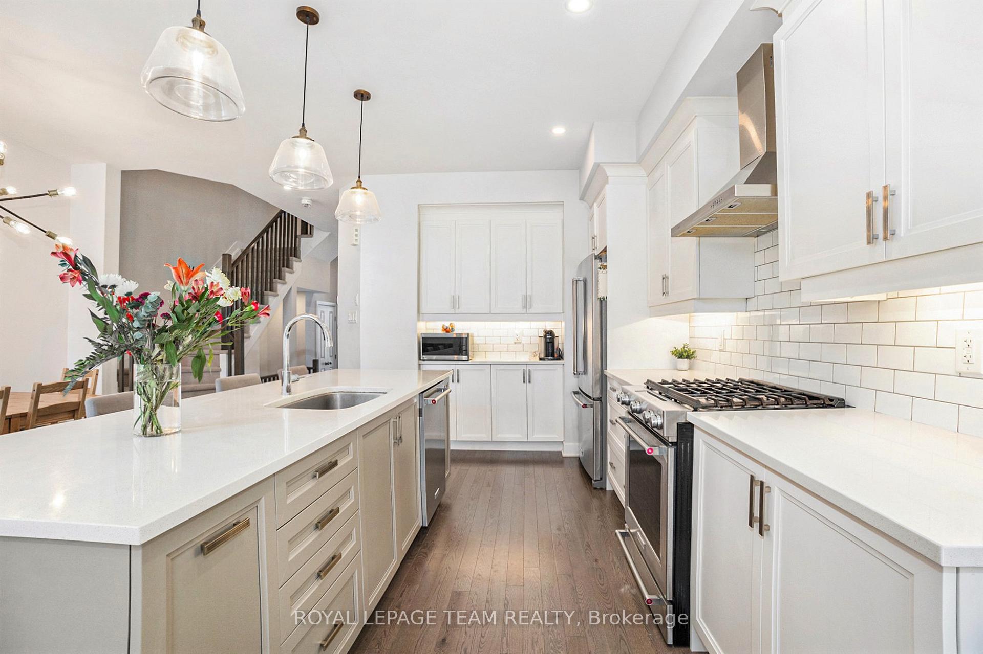 Photo 6 of 284 Dolce Crescent, Ottawa, Riverside South/Gloucester Glen — HOMEH