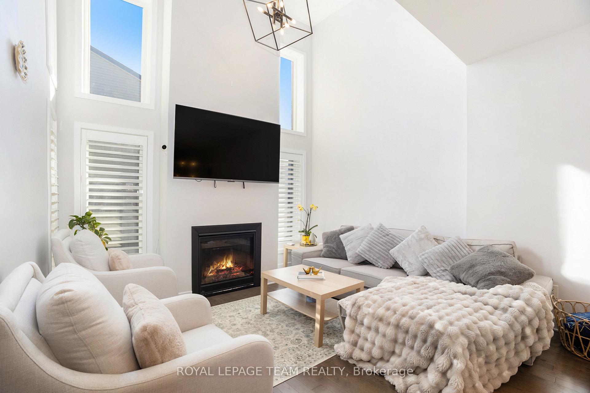 Photo 8 of 284 Dolce Crescent, Ottawa, Riverside South/Gloucester Glen — HOMEH