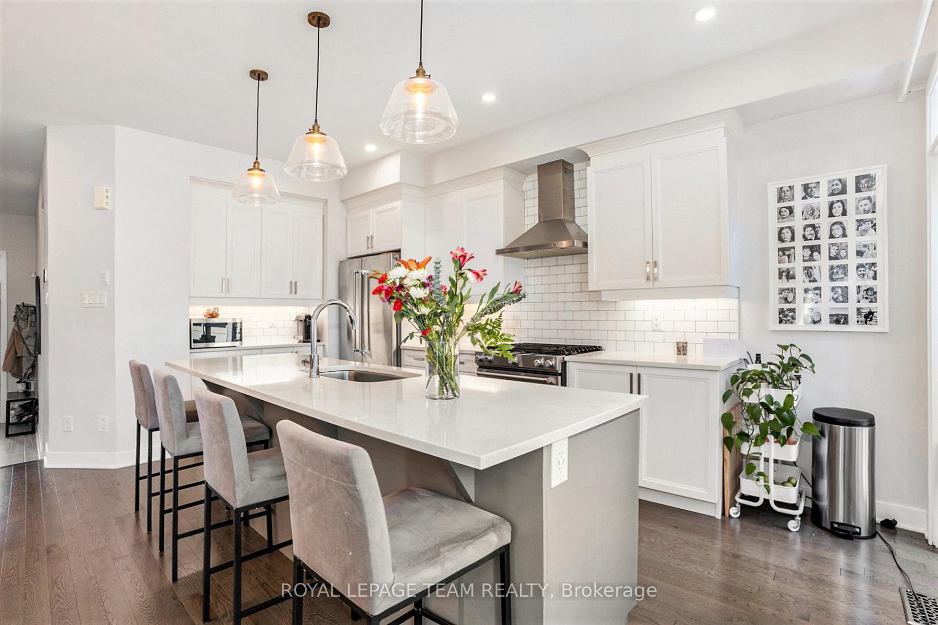Photo 9 of 284 Dolce Crescent, Ottawa, Riverside South/Gloucester Glen — HOMEH