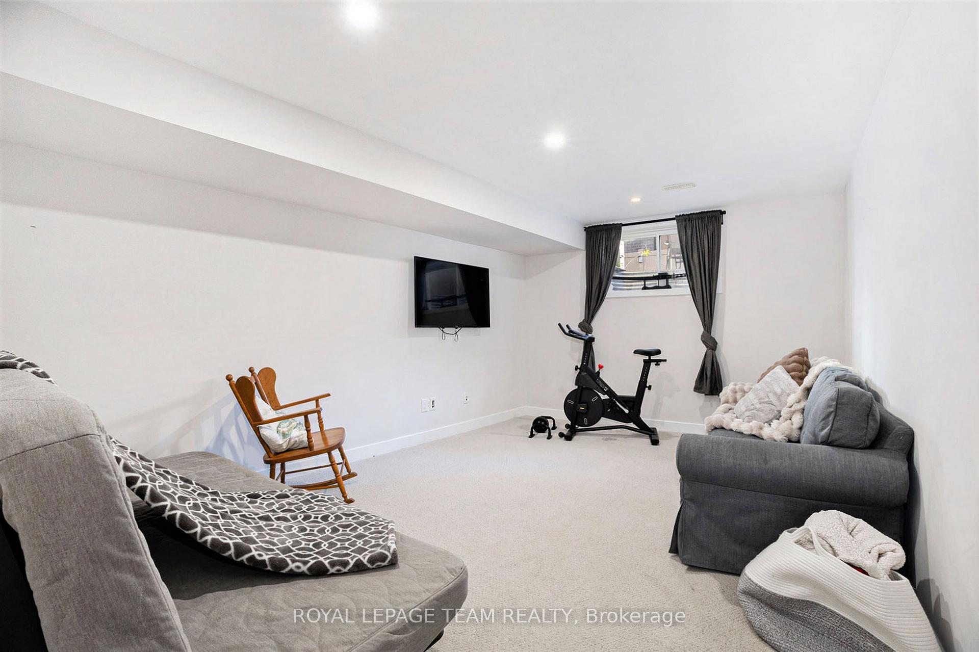 Photo 22 of 284 Dolce Crescent, Ottawa, Riverside South/Gloucester Glen — HOMEH