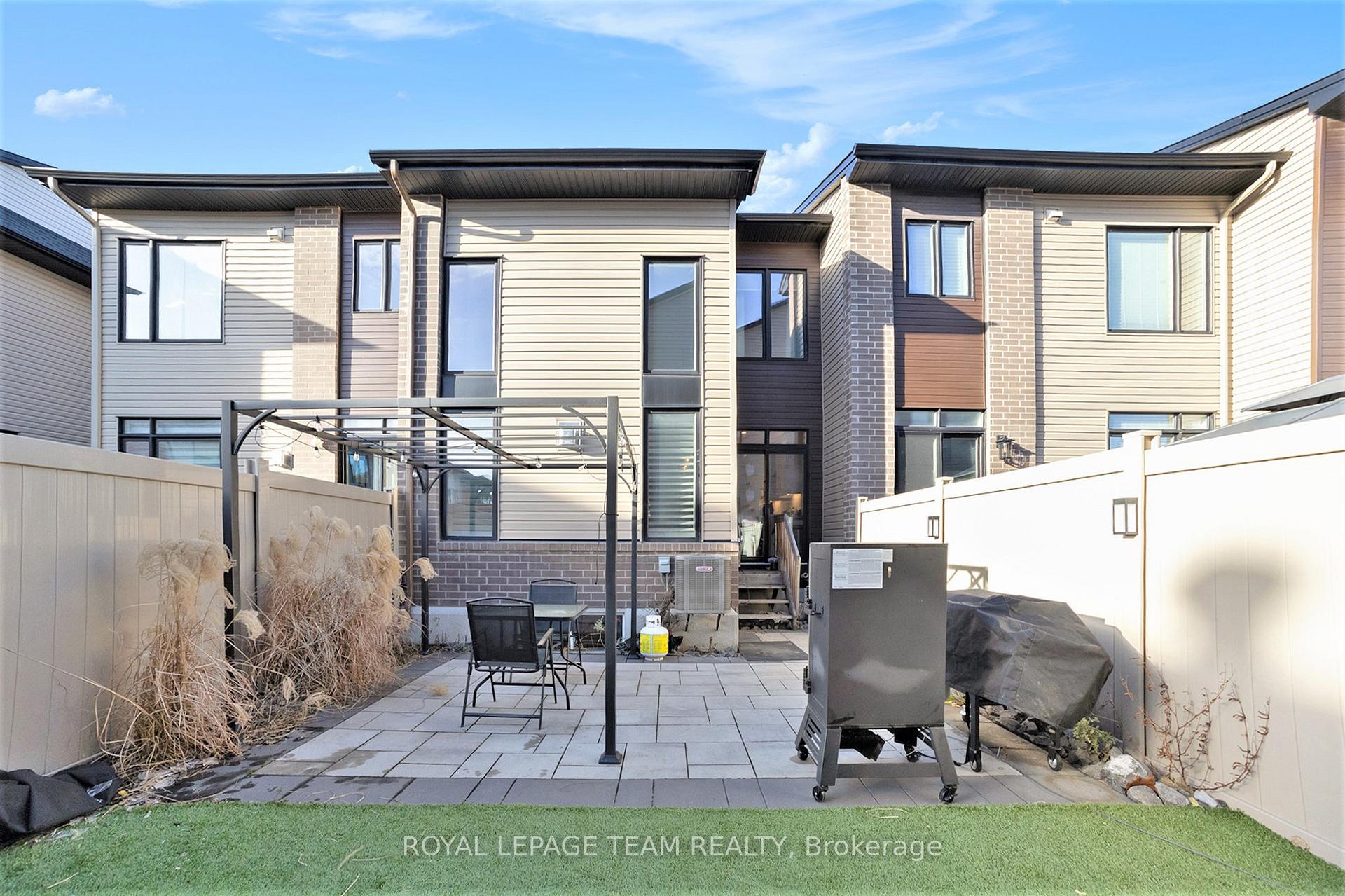 Photo 24 of 284 Dolce Crescent, Ottawa, Riverside South/Gloucester Glen — HOMEH