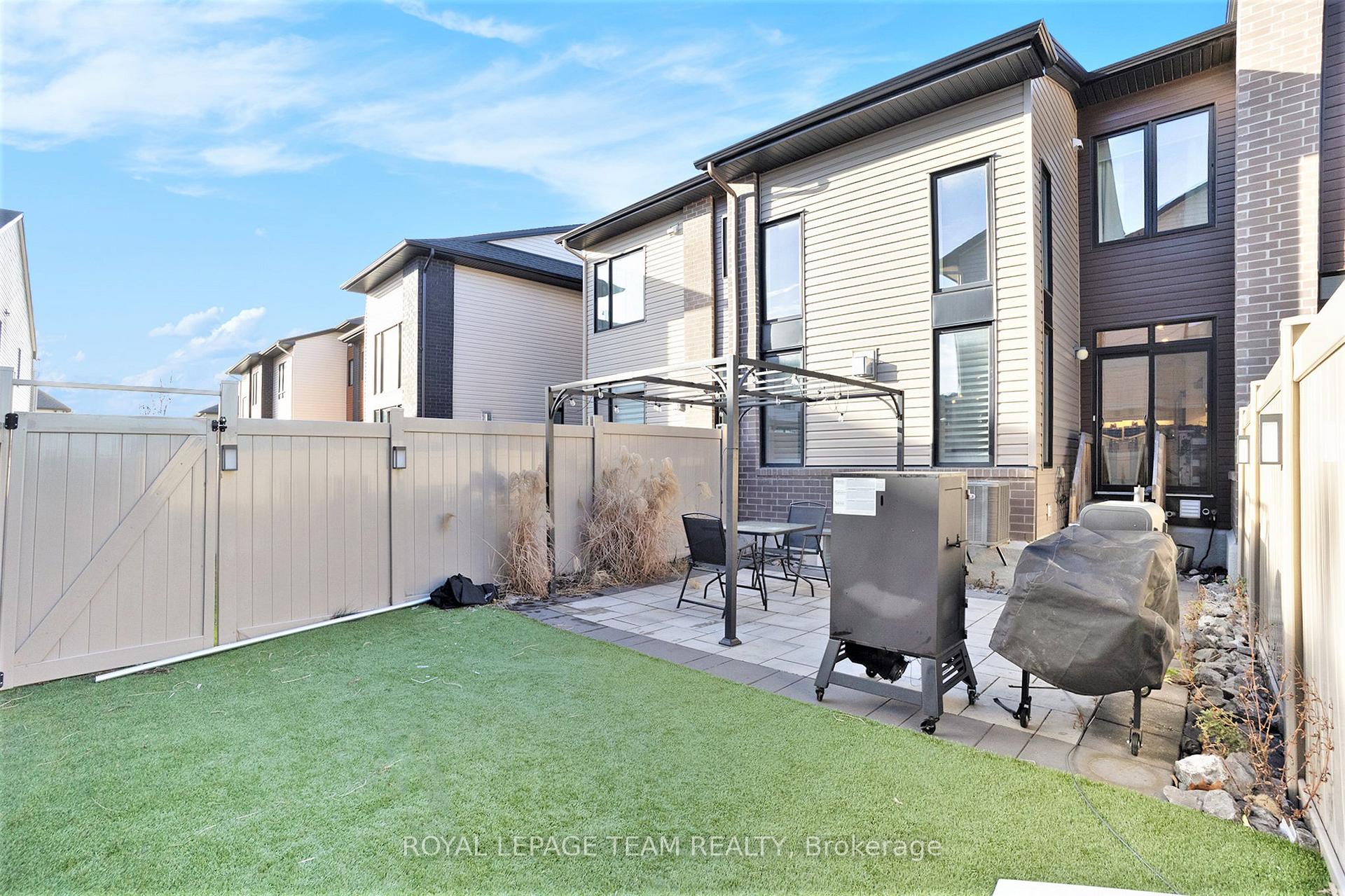 Photo 25 of 284 Dolce Crescent, Ottawa, Riverside South/Gloucester Glen — HOMEH