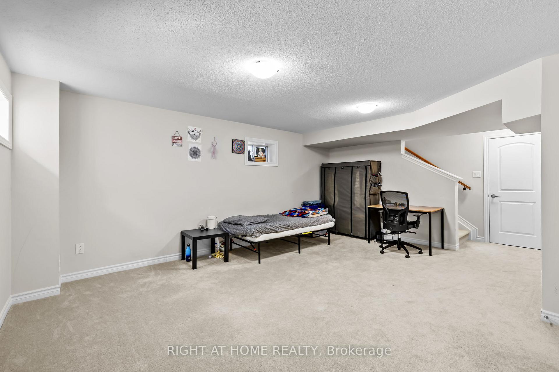 Photo 33 of 55 Focality Crescent, Ottawa, Barrhaven - Half Moon Bay — HOMEH