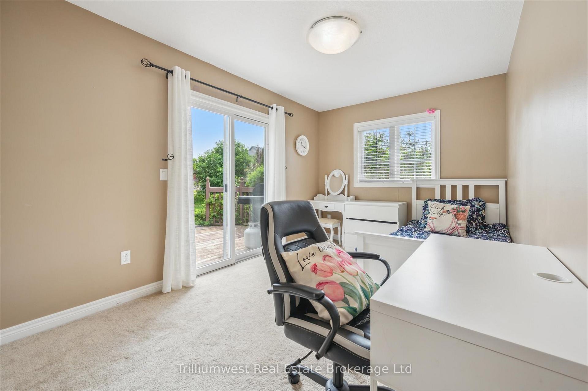 Photo 16 of 72 McArthur Drive, Guelph, Pineridge/Westminster Woods — HOMEH