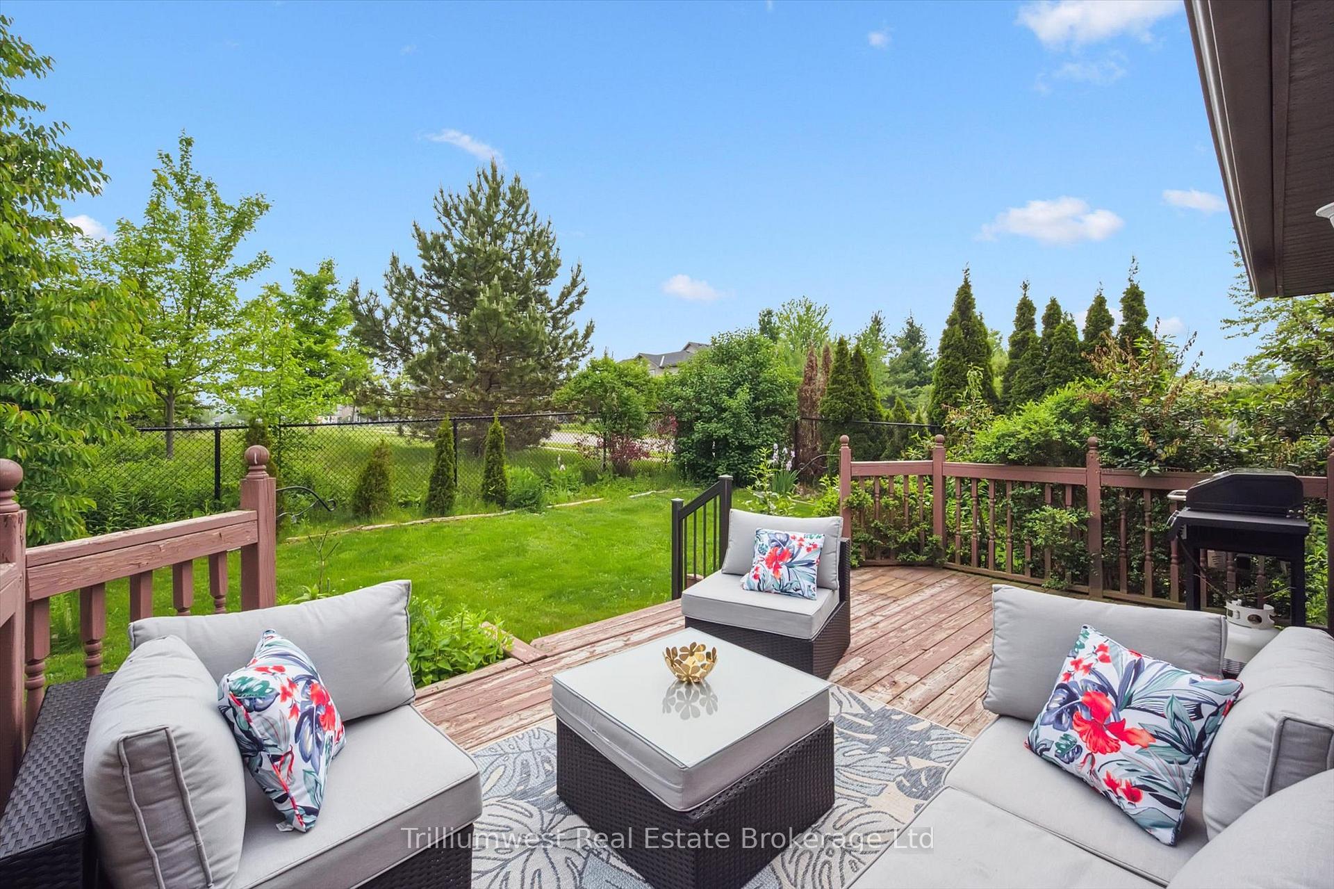 Photo 27 of 72 McArthur Drive, Guelph, Pineridge/Westminster Woods — HOMEH