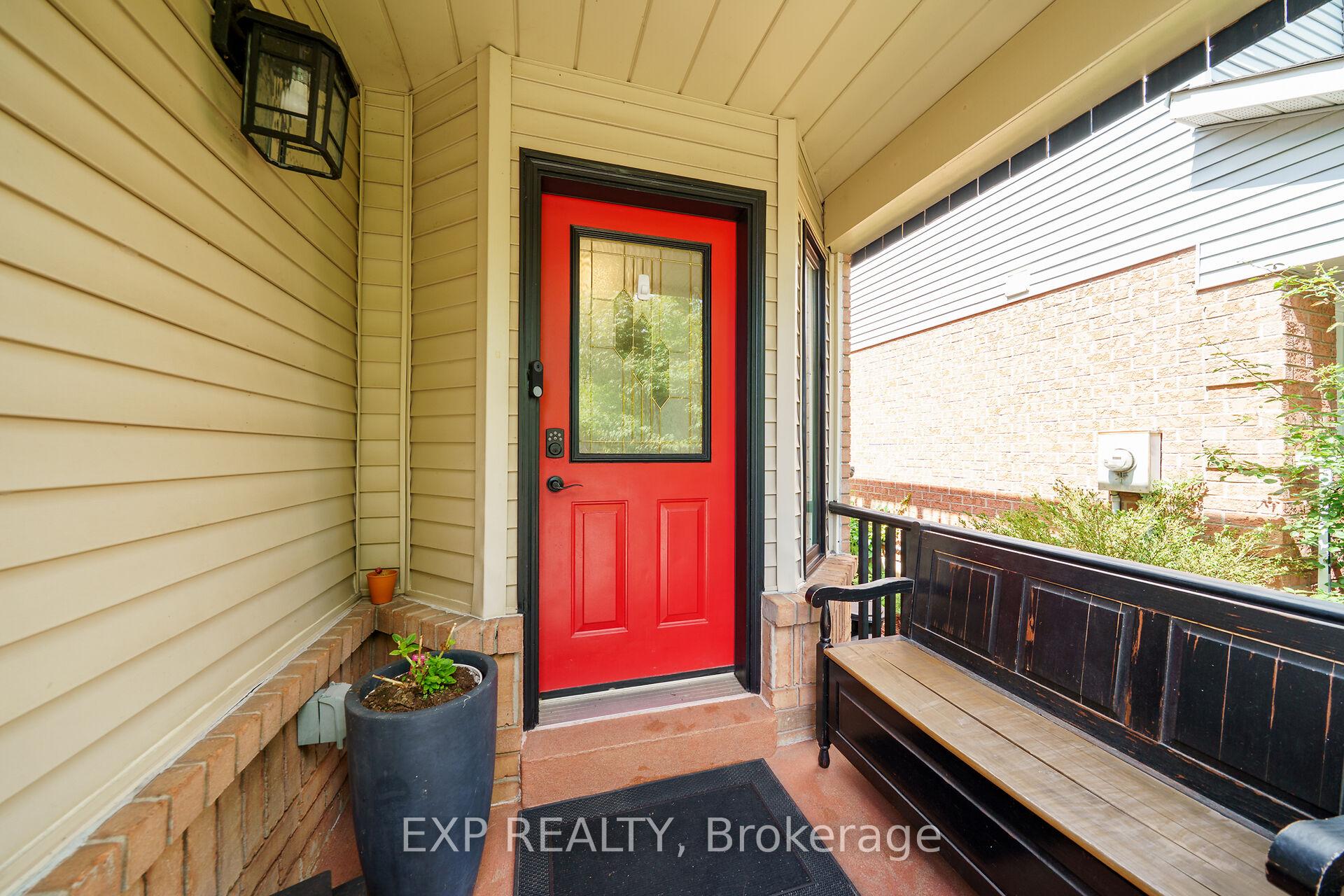 Photo 5 of 5129 Lampman Avenue, Burlington, Uptown — HOMEH