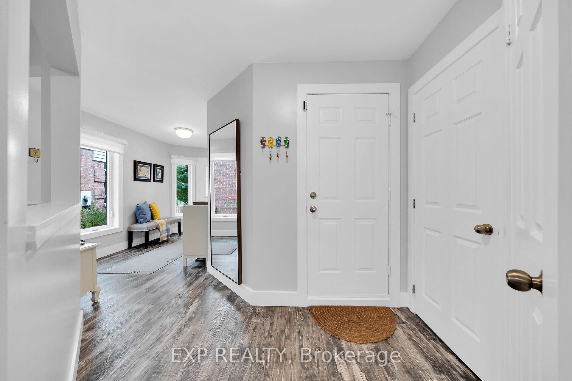 Photo 9 of 5129 Lampman Avenue, Burlington, Uptown — HOMEH