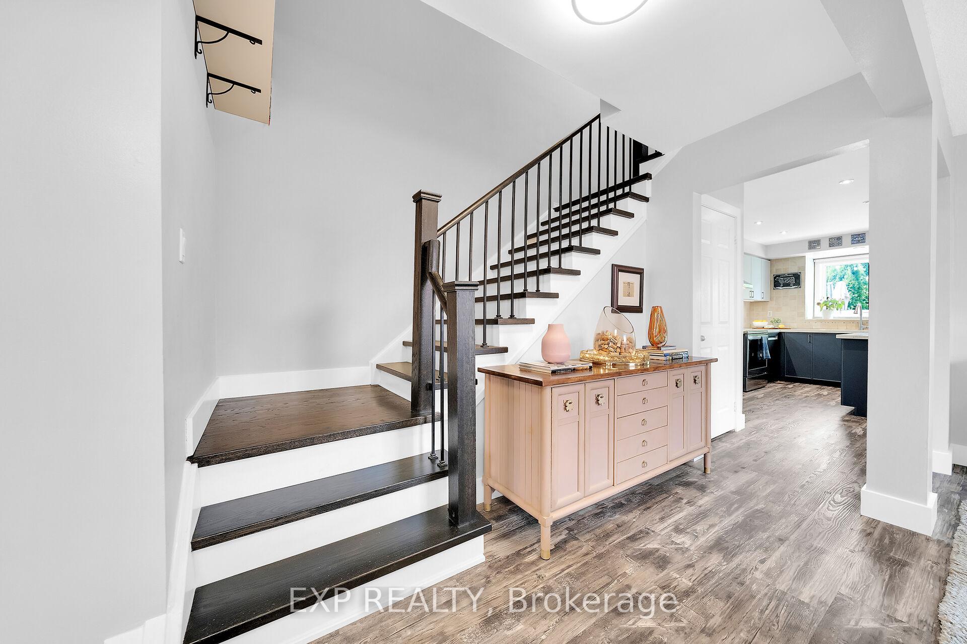 Photo 12 of 5129 Lampman Avenue, Burlington, Uptown — HOMEH