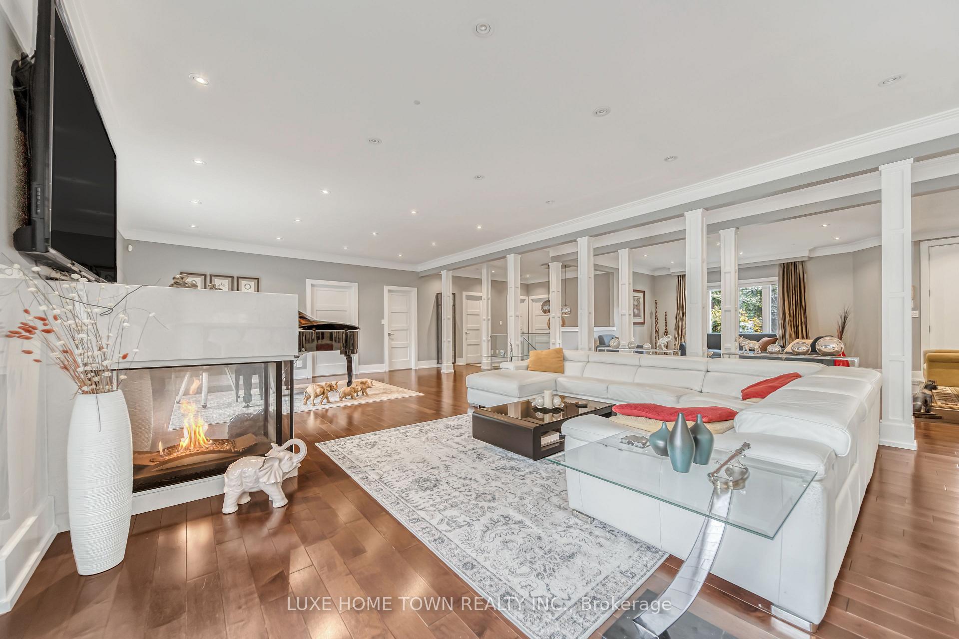 Photo 10 of 2 Prince Rupert Drive, Clarington, Courtice — HOMEH