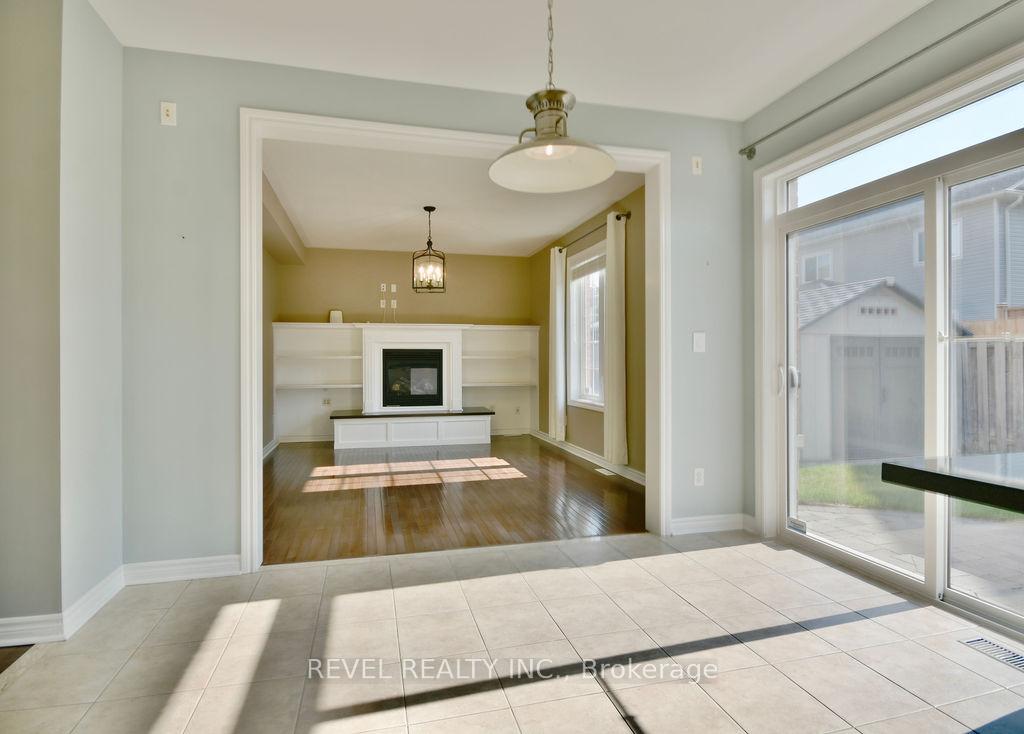 Photo 14 of 166 Succession Crescent, Barrie, Innis-Shore — HOMEH