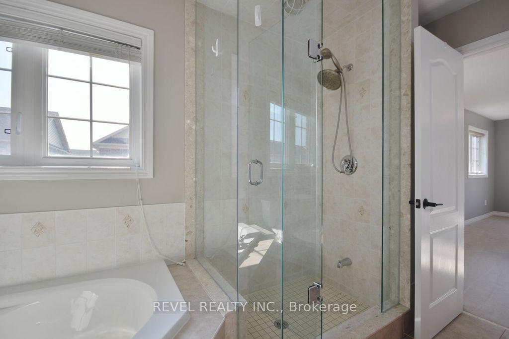 Photo 22 of 166 Succession Crescent, Barrie, Innis-Shore — HOMEH