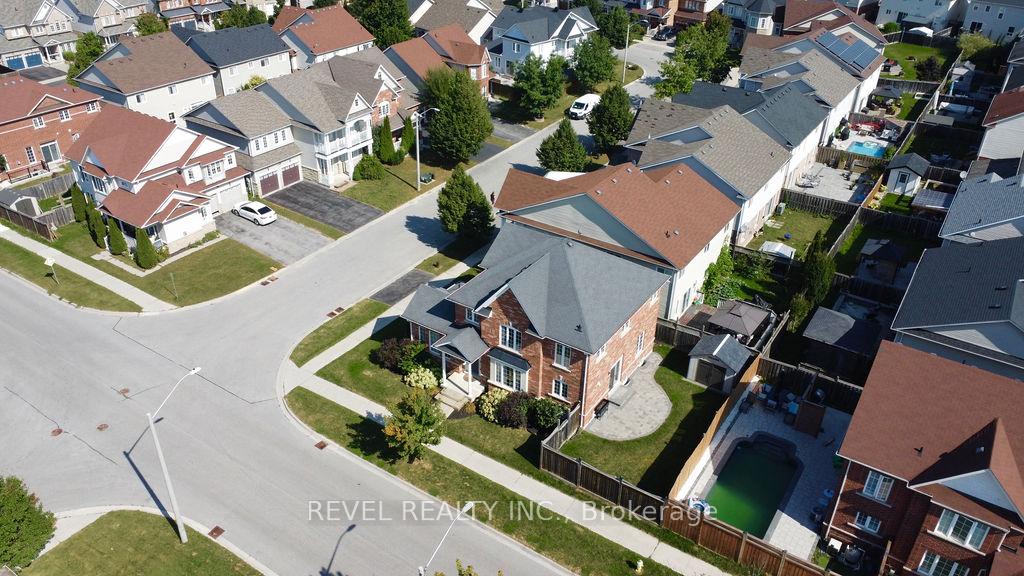 Photo 43 of 166 Succession Crescent, Barrie, Innis-Shore — HOMEH
