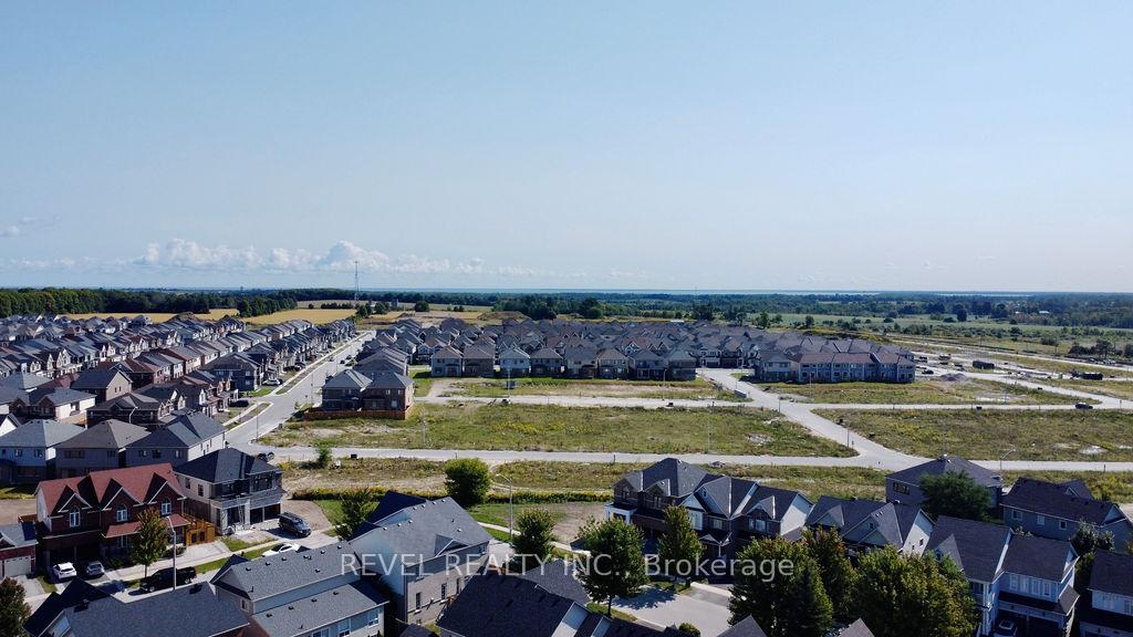 Photo 44 of 166 Succession Crescent, Barrie, Innis-Shore — HOMEH