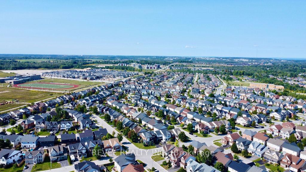Photo 45 of 166 Succession Crescent, Barrie, Innis-Shore — HOMEH