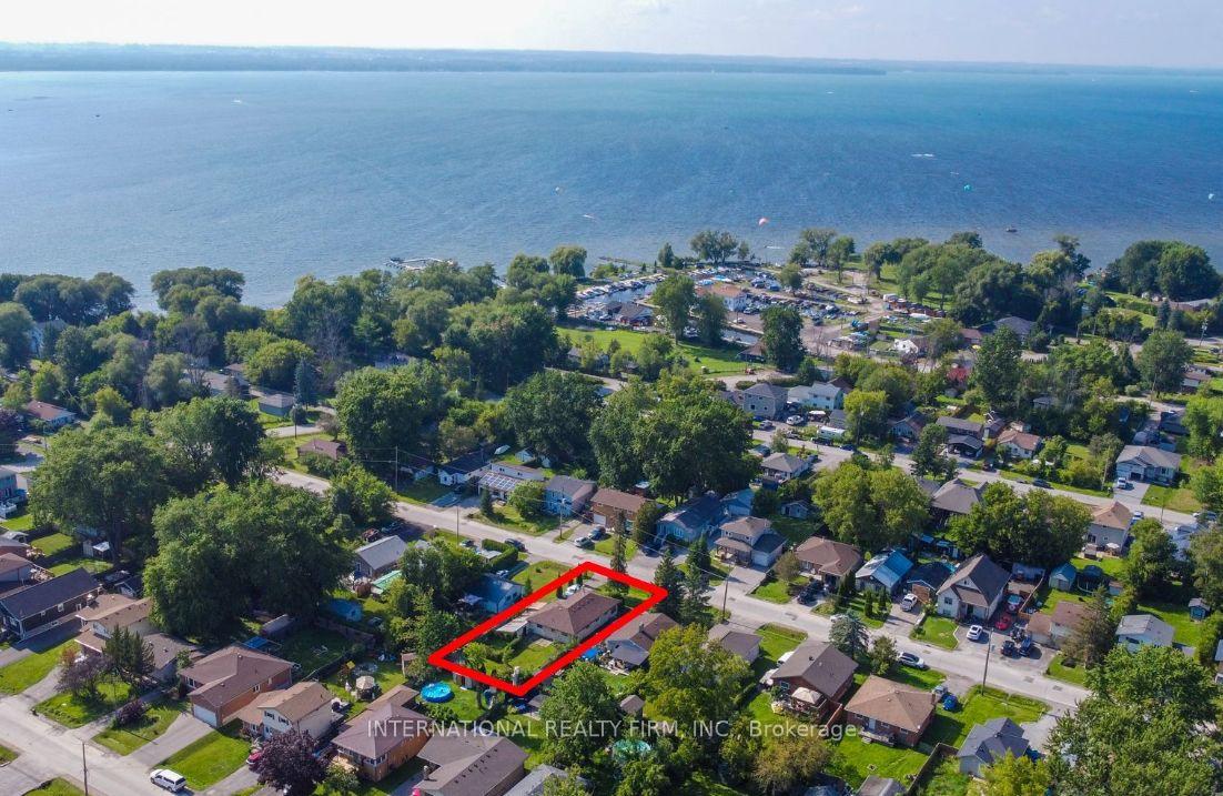 Photo 1 of 355 Hollywood Drive, Georgina, Keswick South — HOMEH