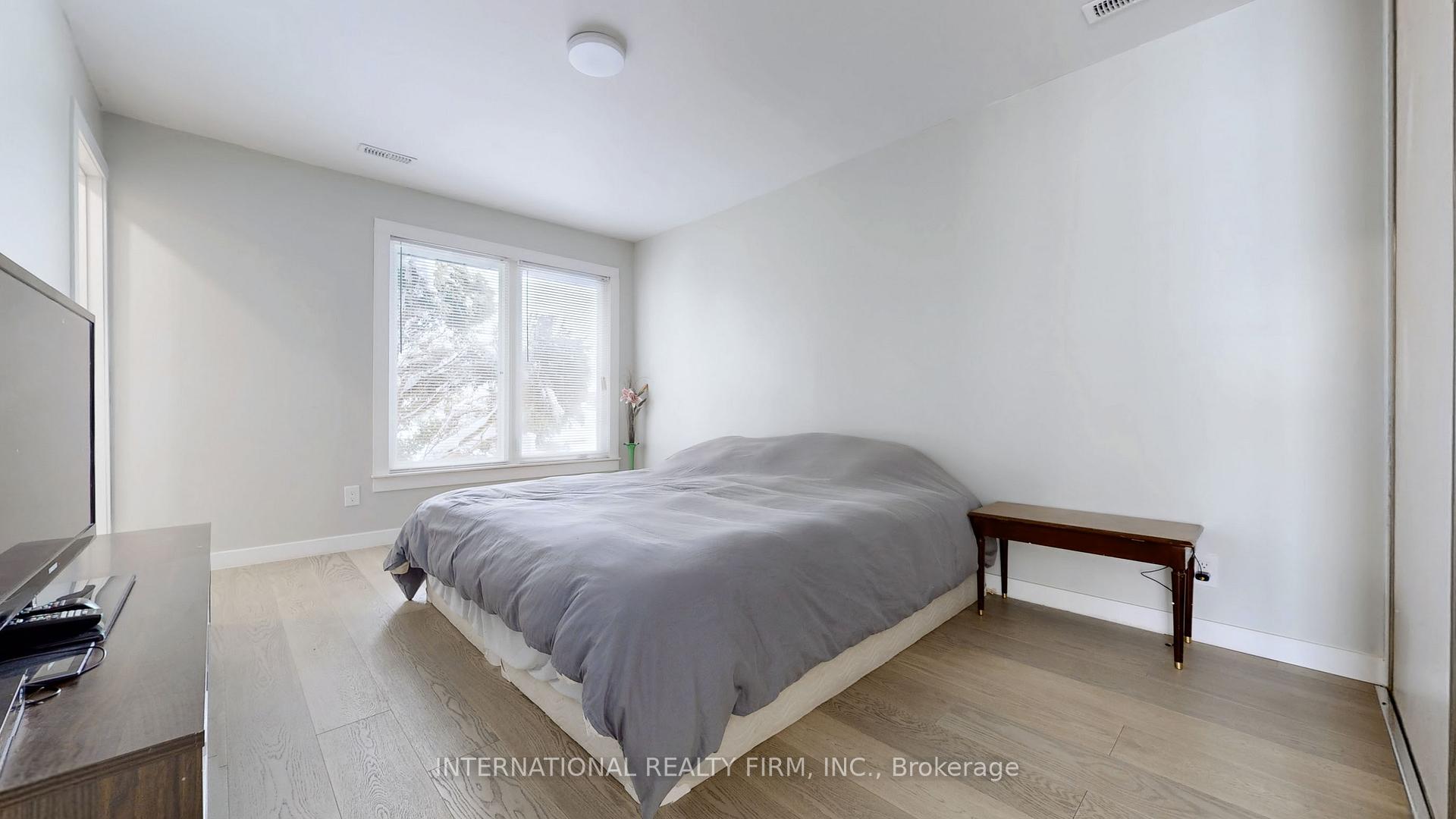 Photo 19 of 355 Hollywood Drive, Georgina, Keswick South — HOMEH