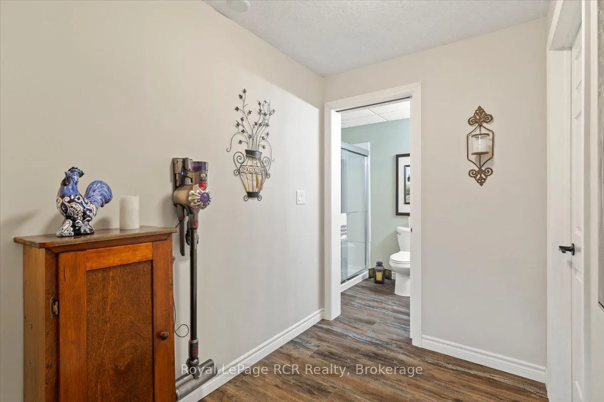 Photo 295 of 219 16th Avenue Crescent, Hanover — HOMEH