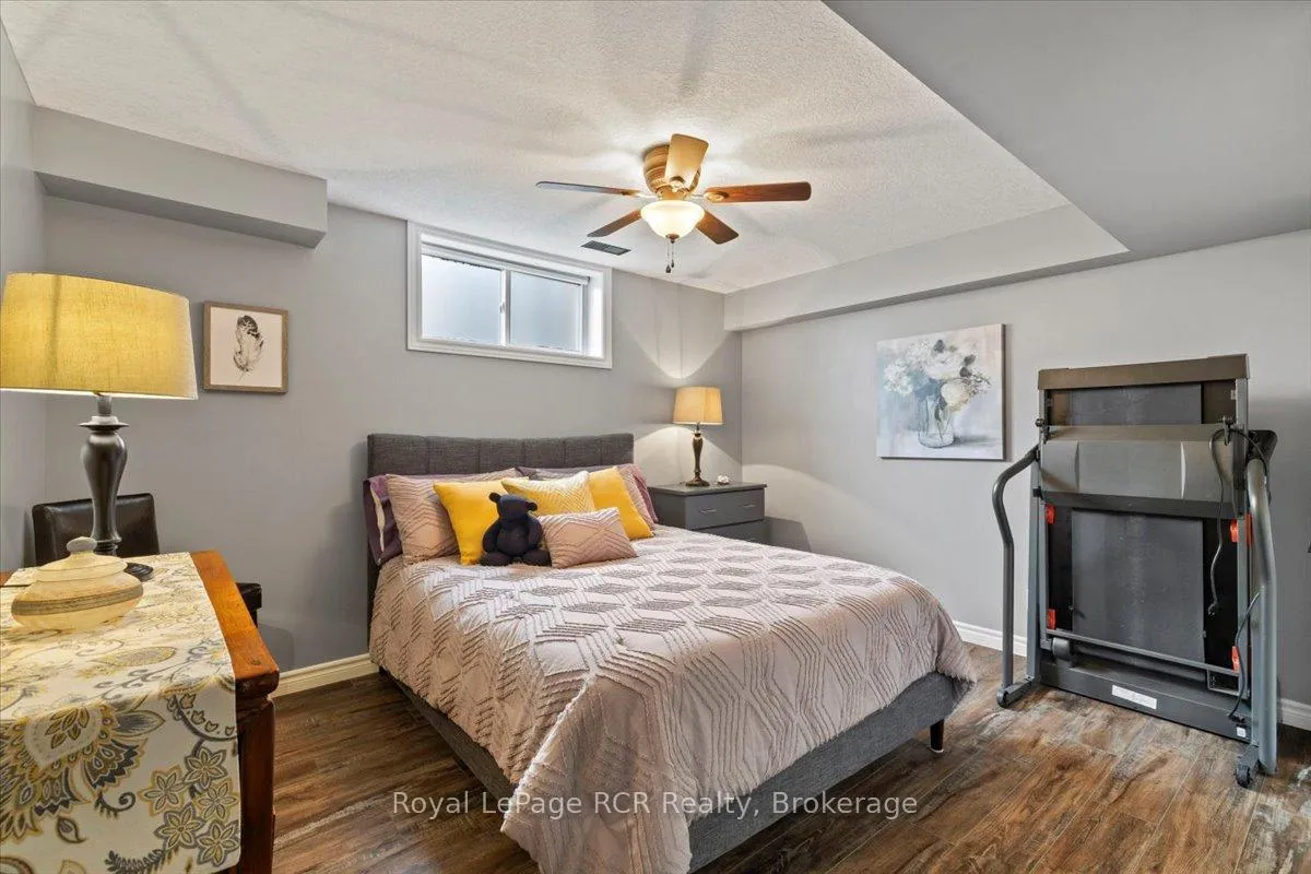 Photo 353 of 219 16th Avenue Crescent, Hanover — HOMEH
